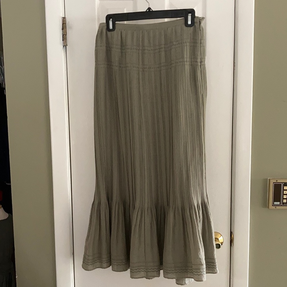 TALBOTS SKIRT SIZE 4